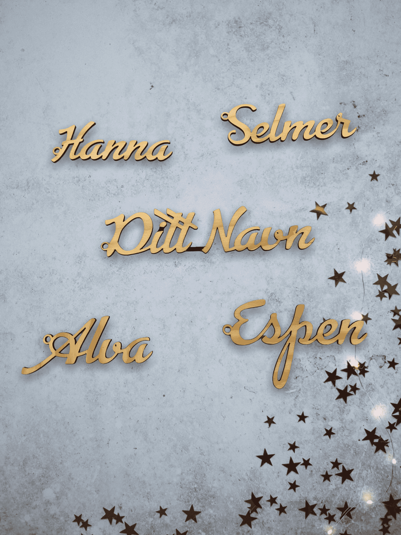 Navn i juletre - InstaTrykk